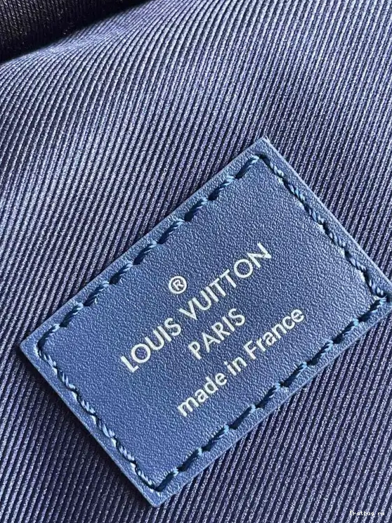 Frstbag ru VUITTON BACKPACK DISCOVERY LOUIS 0324